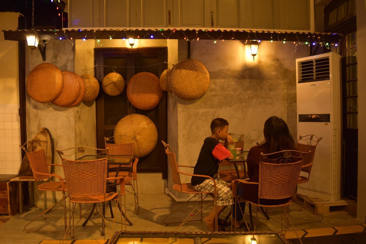 21 Hostel Yangon Exterior photo