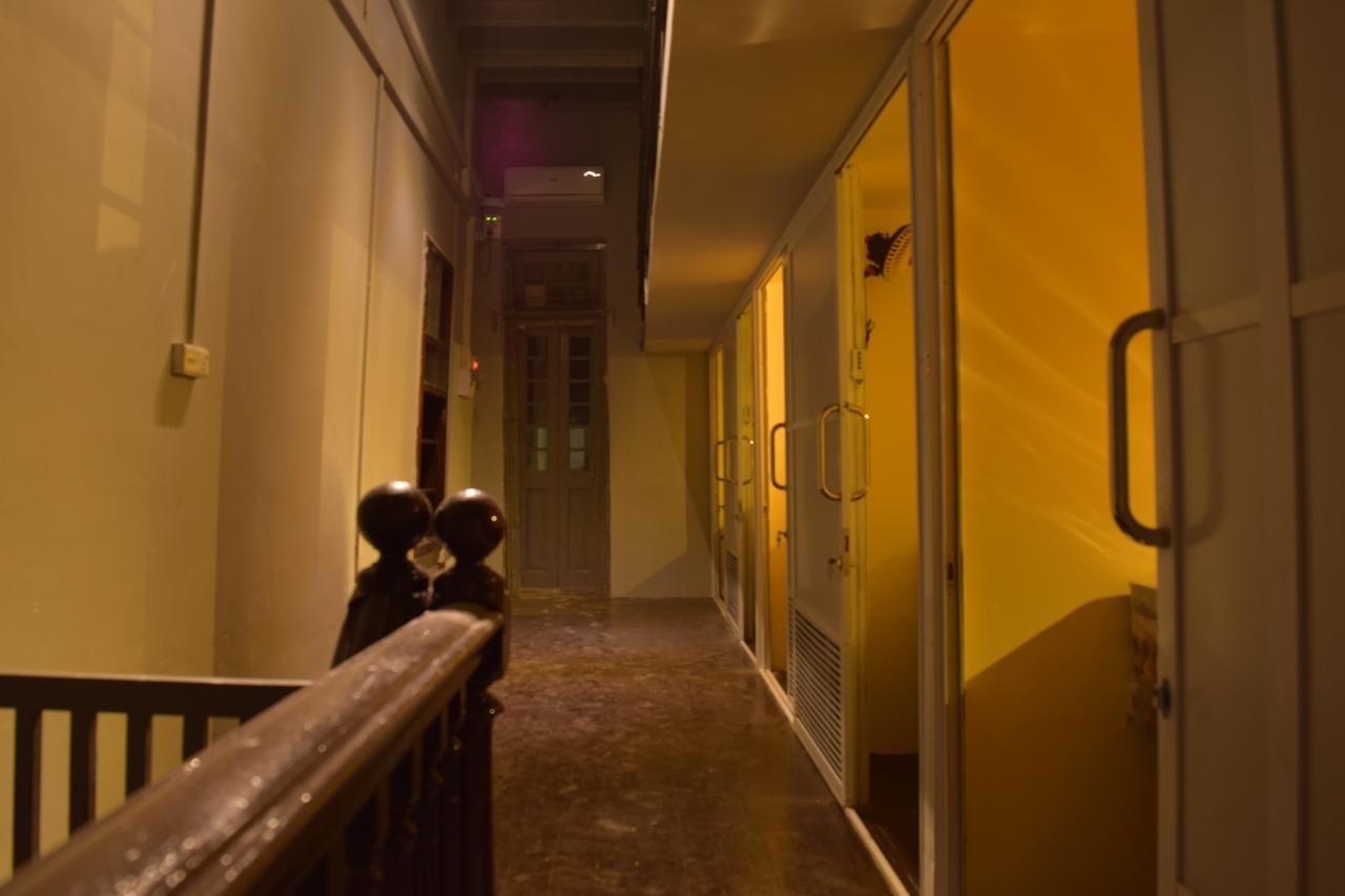 21 Hostel Yangon Exterior photo